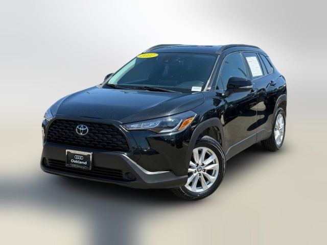 2022 Toyota Corolla Cross LE