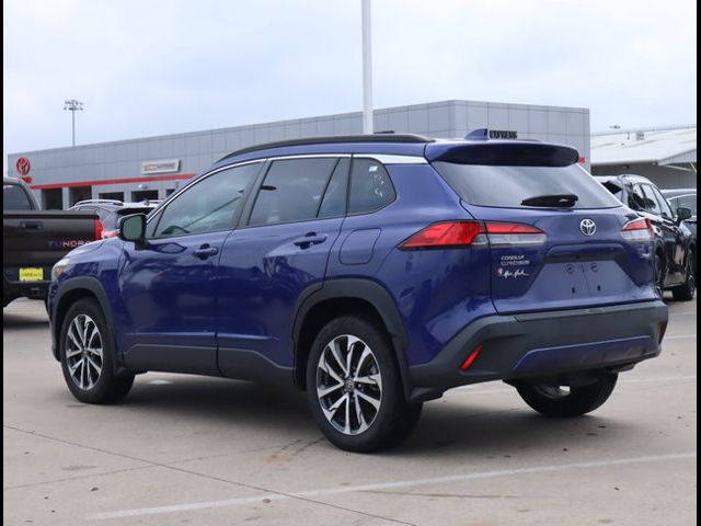 2022 Toyota Corolla Cross XLE