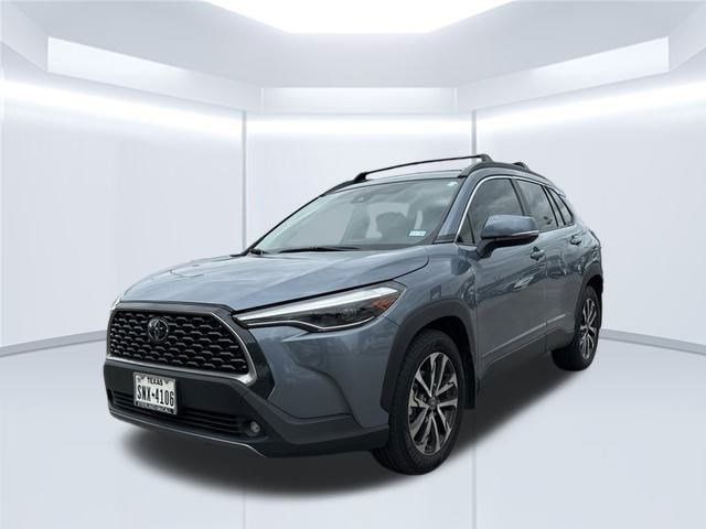 2022 Toyota Corolla Cross XLE