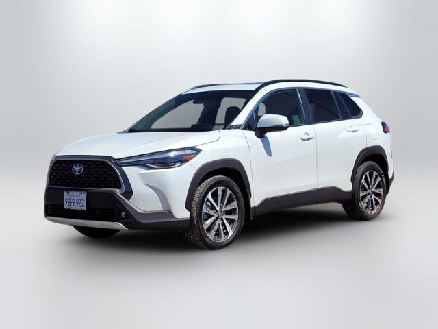 2022 Toyota Corolla Cross XLE