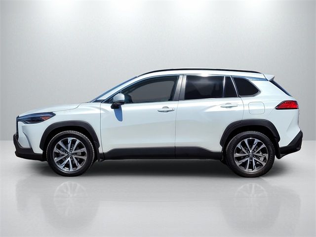 2022 Toyota Corolla Cross XLE