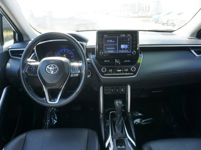 2022 Toyota Corolla Cross XLE