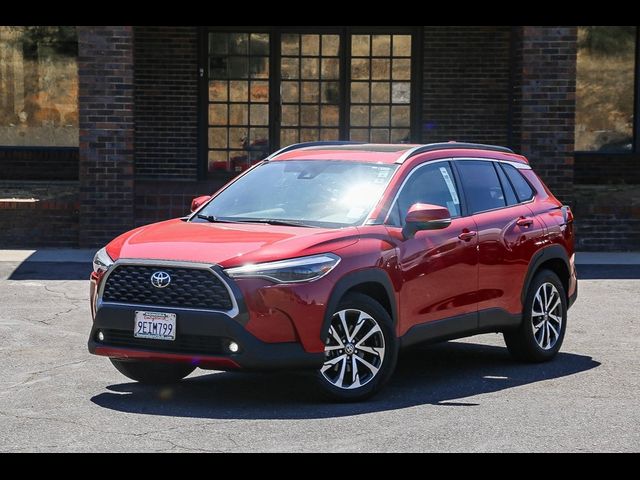 2022 Toyota Corolla Cross XLE