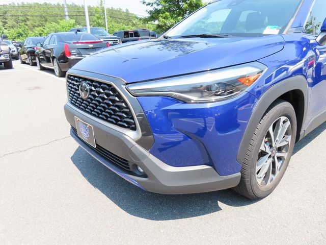 2022 Toyota Corolla Cross XLE