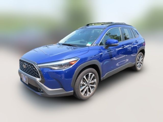 2022 Toyota Corolla Cross XLE