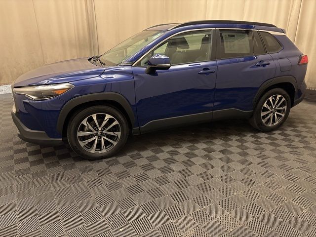 2022 Toyota Corolla Cross XLE