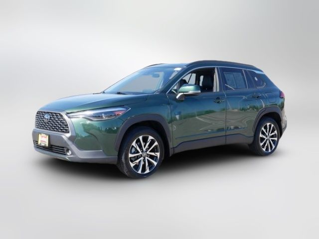 2022 Toyota Corolla Cross XLE
