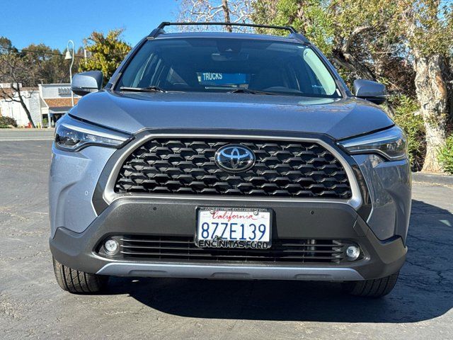 2022 Toyota Corolla Cross XLE