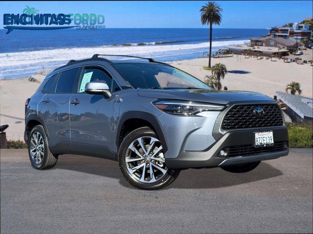 2022 Toyota Corolla Cross XLE