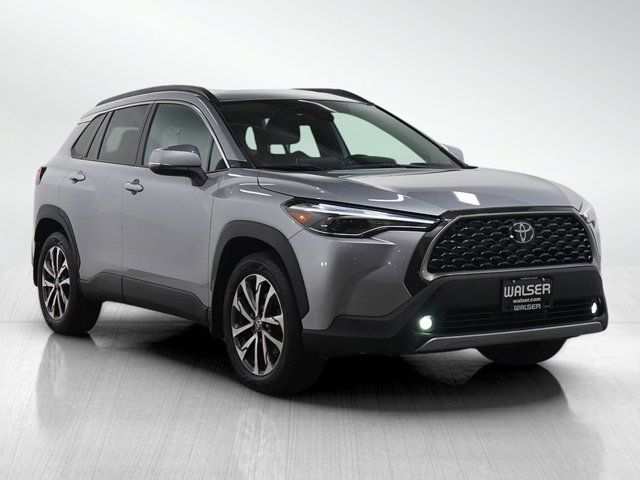 2022 Toyota Corolla Cross XLE