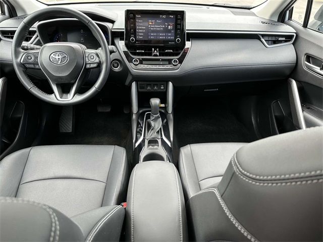 2022 Toyota Corolla Cross XLE