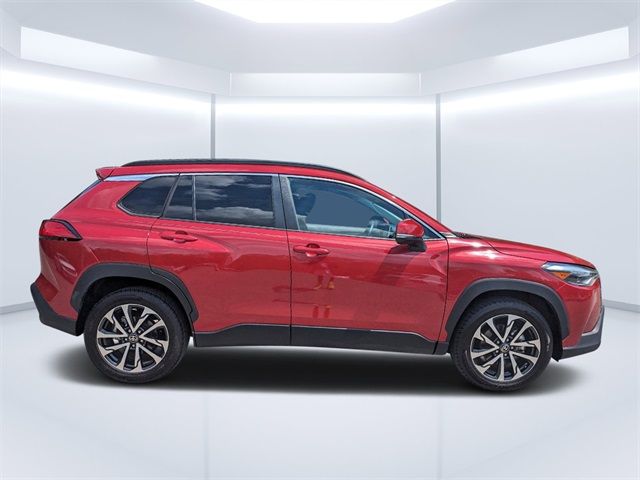 2022 Toyota Corolla Cross XLE