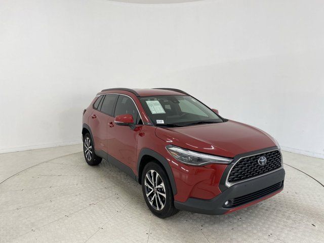 2022 Toyota Corolla Cross XLE