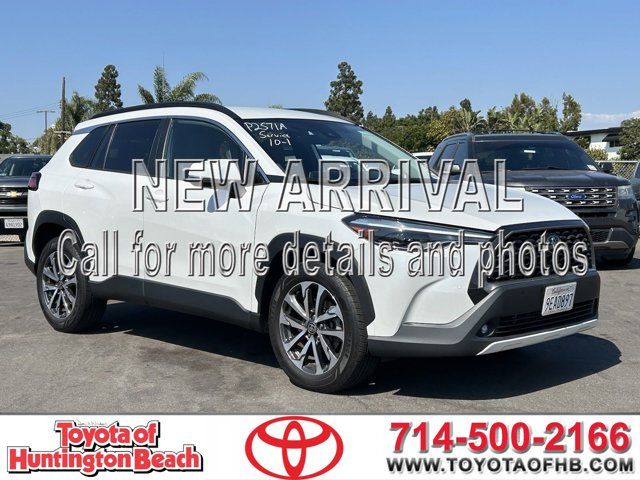 2022 Toyota Corolla Cross XLE