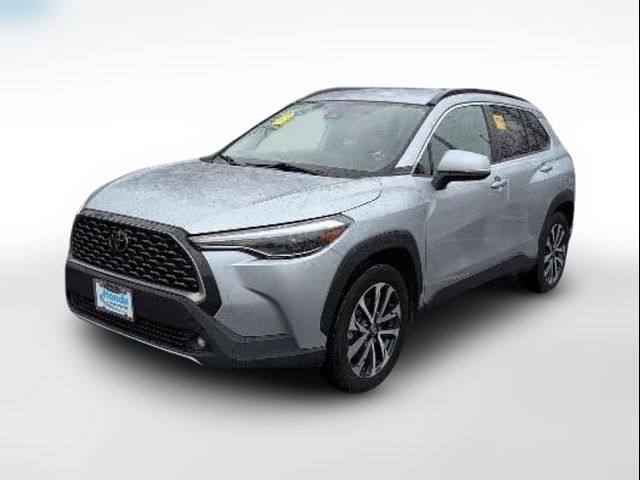 2022 Toyota Corolla Cross XLE