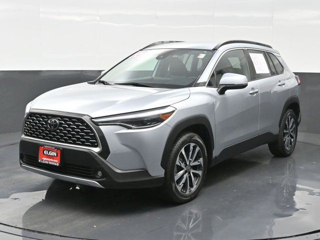 2022 Toyota Corolla Cross XLE