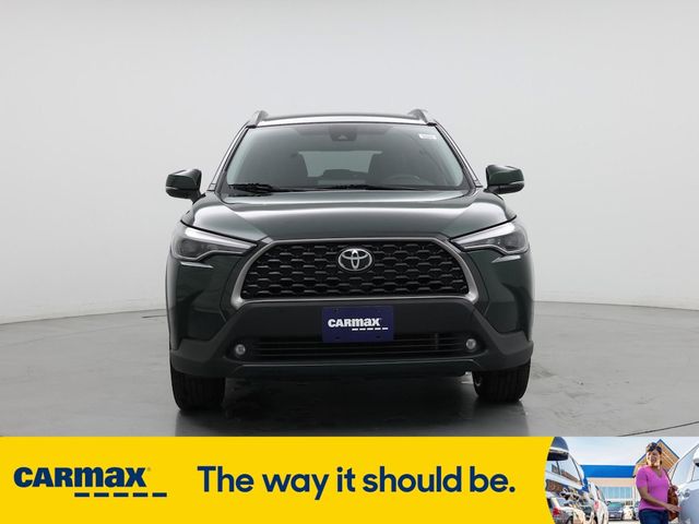 2022 Toyota Corolla Cross XLE