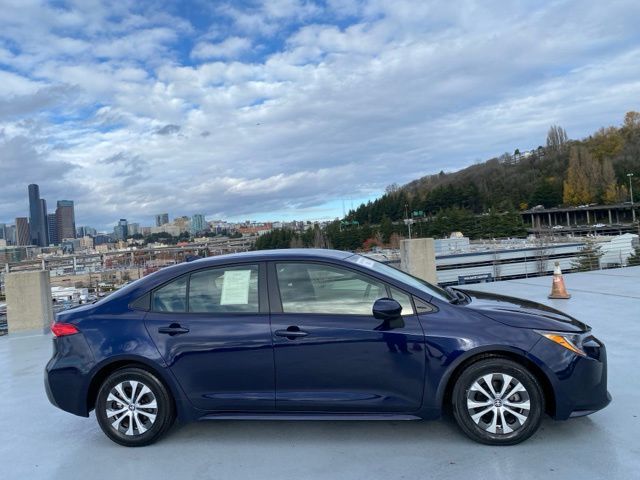 2022 Toyota Corolla Hybrid LE