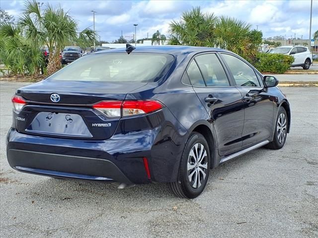 2022 Toyota Corolla Hybrid LE