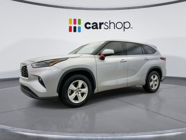 2022 Toyota Highlander LE