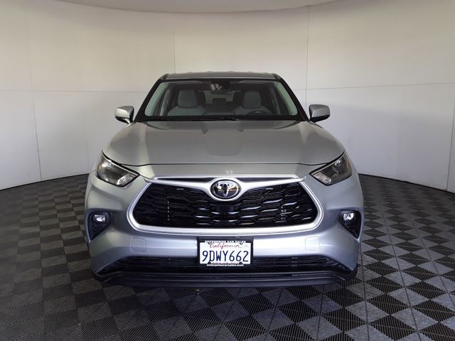 2022 Toyota Highlander LE
