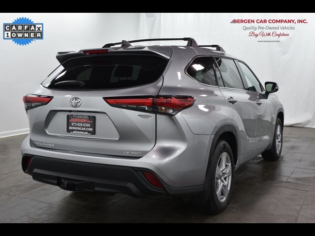 2022 Toyota Highlander LE