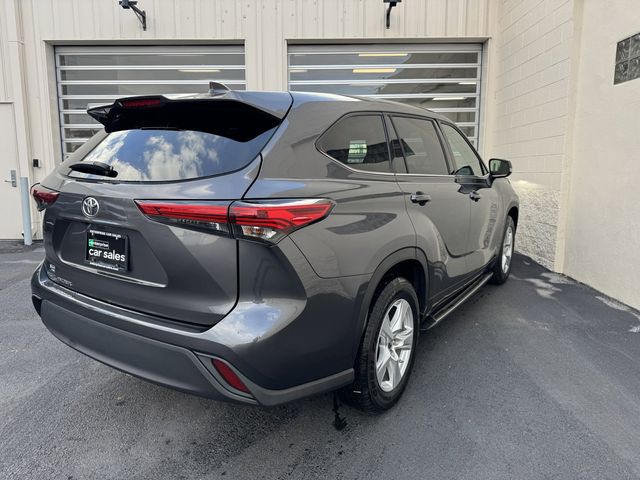 2022 Toyota Highlander L