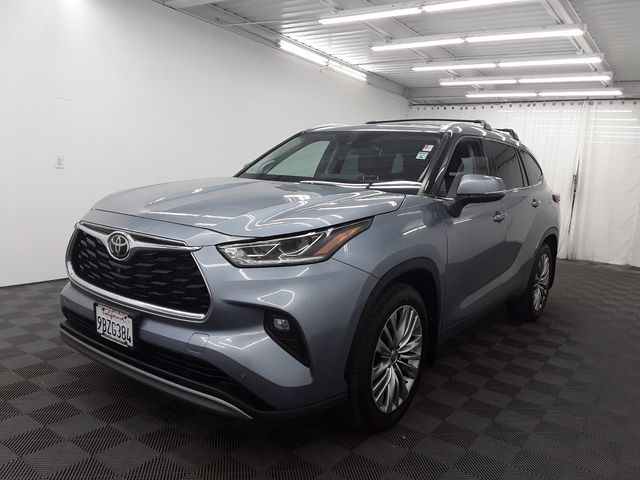 2022 Toyota Highlander Platinum