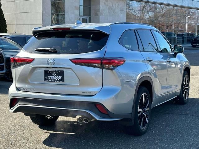 2022 Toyota Highlander XSE