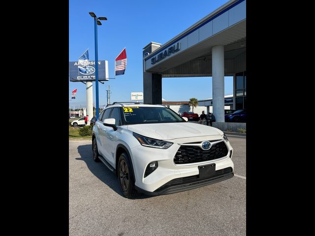 2022 Toyota Highlander Hybrid Bronze Edition