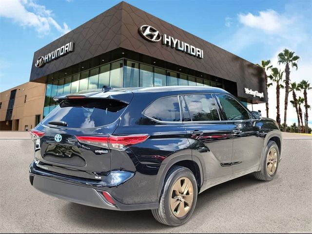 2022 Toyota Highlander Hybrid Bronze Edition