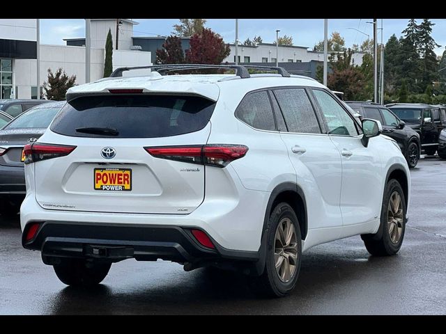 2022 Toyota Highlander Hybrid Bronze Edition