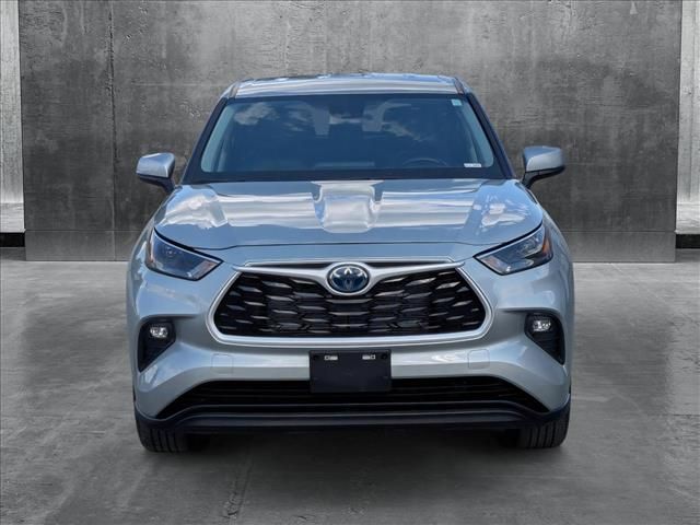 2022 Toyota Highlander Hybrid LE