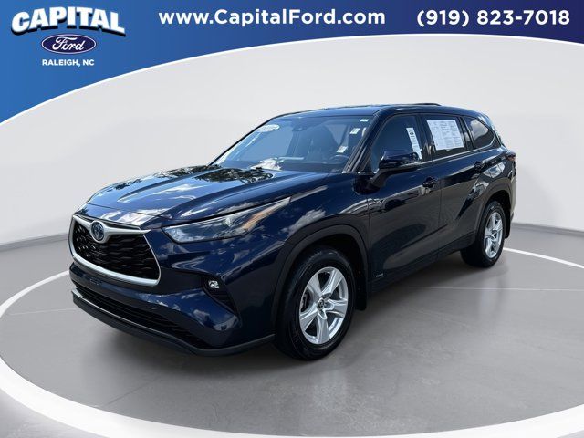 2022 Toyota Highlander Hybrid LE