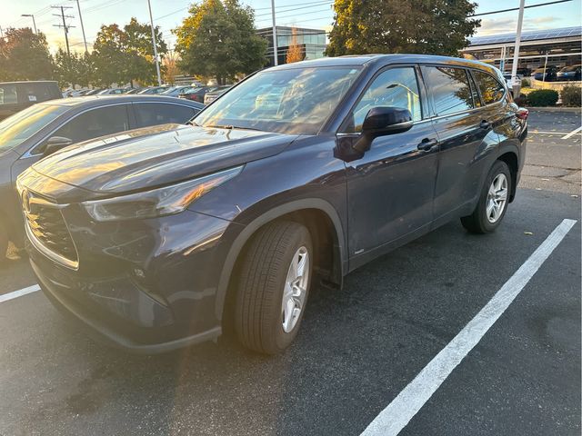 2022 Toyota Highlander Hybrid LE