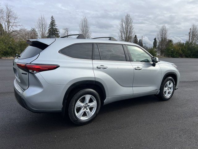 2022 Toyota Highlander Hybrid LE