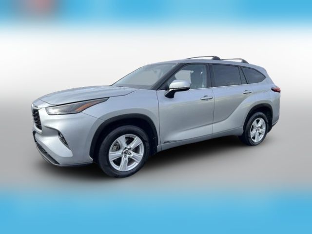 2022 Toyota Highlander Hybrid LE