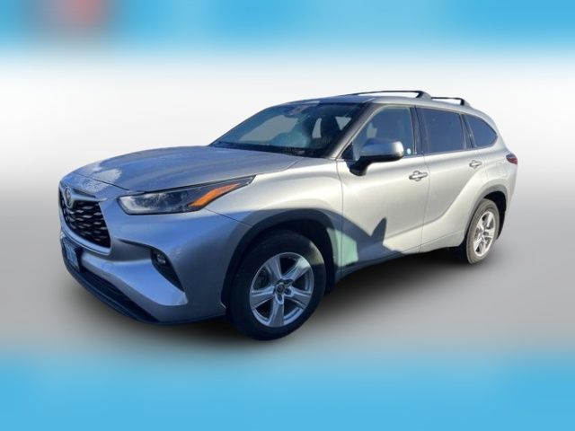 2022 Toyota Highlander Hybrid LE