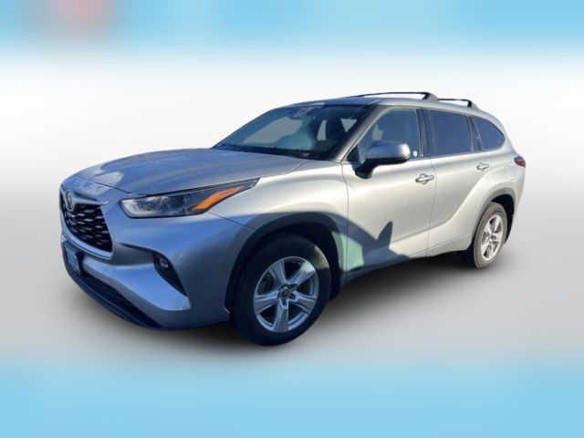 2022 Toyota Highlander Hybrid LE