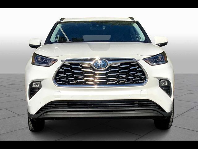 2022 Toyota Highlander Hybrid Limited