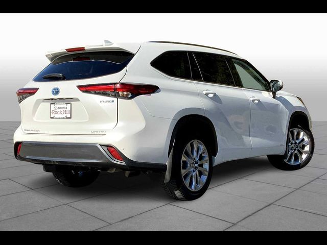 2022 Toyota Highlander Hybrid Limited