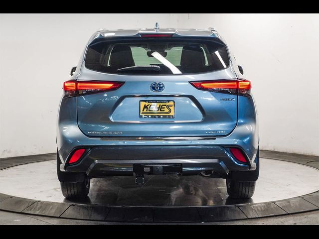 2022 Toyota Highlander Hybrid Limited