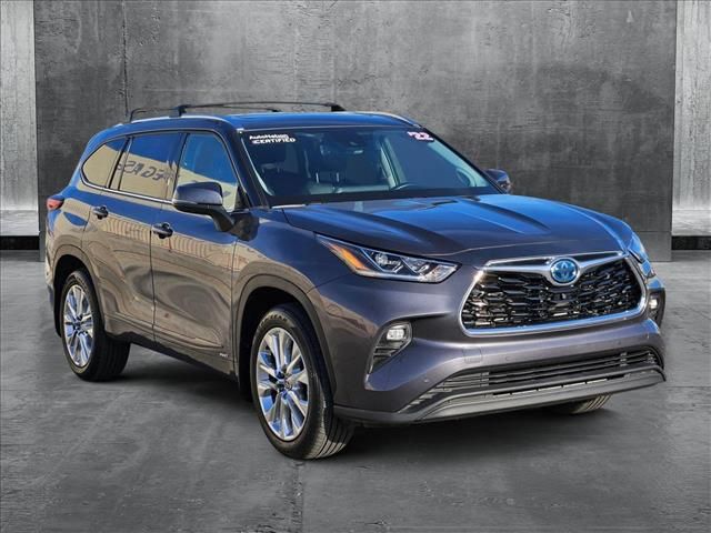 2022 Toyota Highlander Hybrid Limited