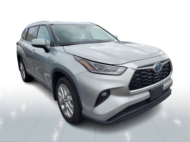 2022 Toyota Highlander Hybrid Limited