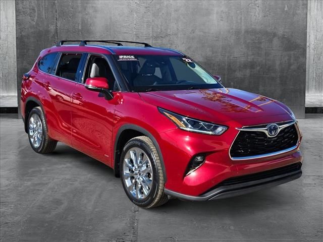 2022 Toyota Highlander Hybrid Limited