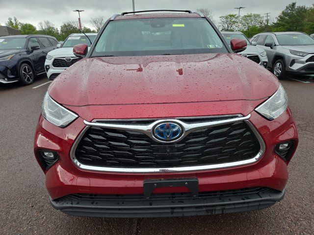 2022 Toyota Highlander Hybrid Limited