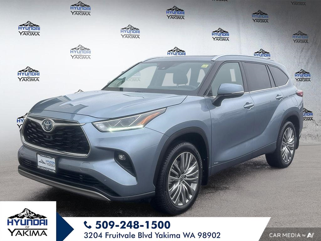 2022 Toyota Highlander Hybrid Platinum