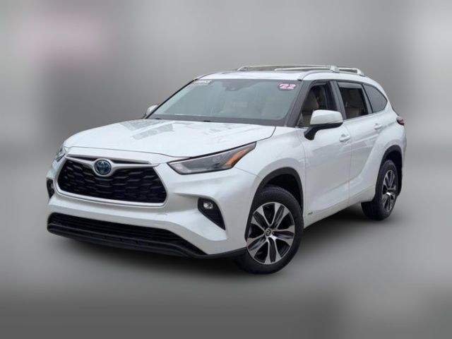 2022 Toyota Highlander Hybrid XLE