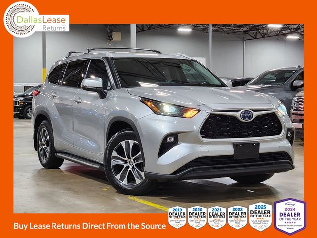 2022 Toyota Highlander Hybrid XLE