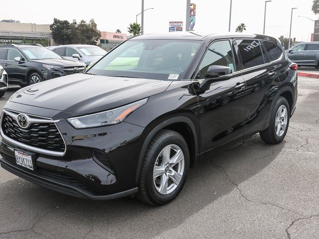 2022 Toyota Highlander L